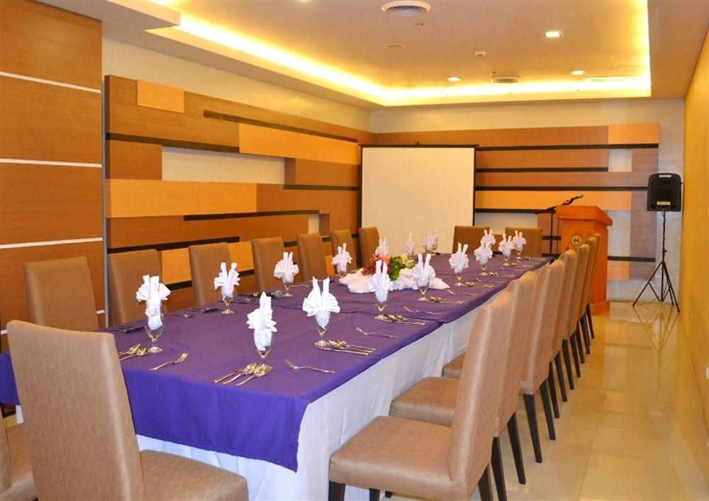 Big 8 Corporate Hotel Tagum Εξωτερικό φωτογραφία