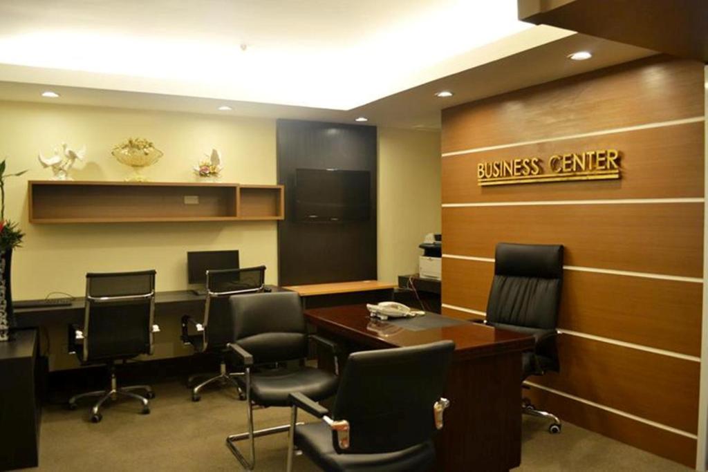 Big 8 Corporate Hotel Tagum Εξωτερικό φωτογραφία