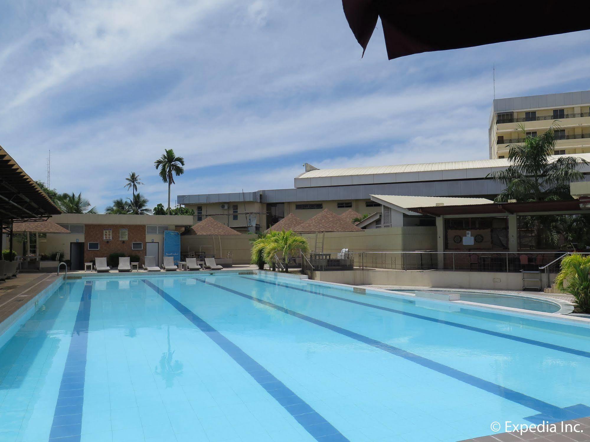 Big 8 Corporate Hotel Tagum Εξωτερικό φωτογραφία