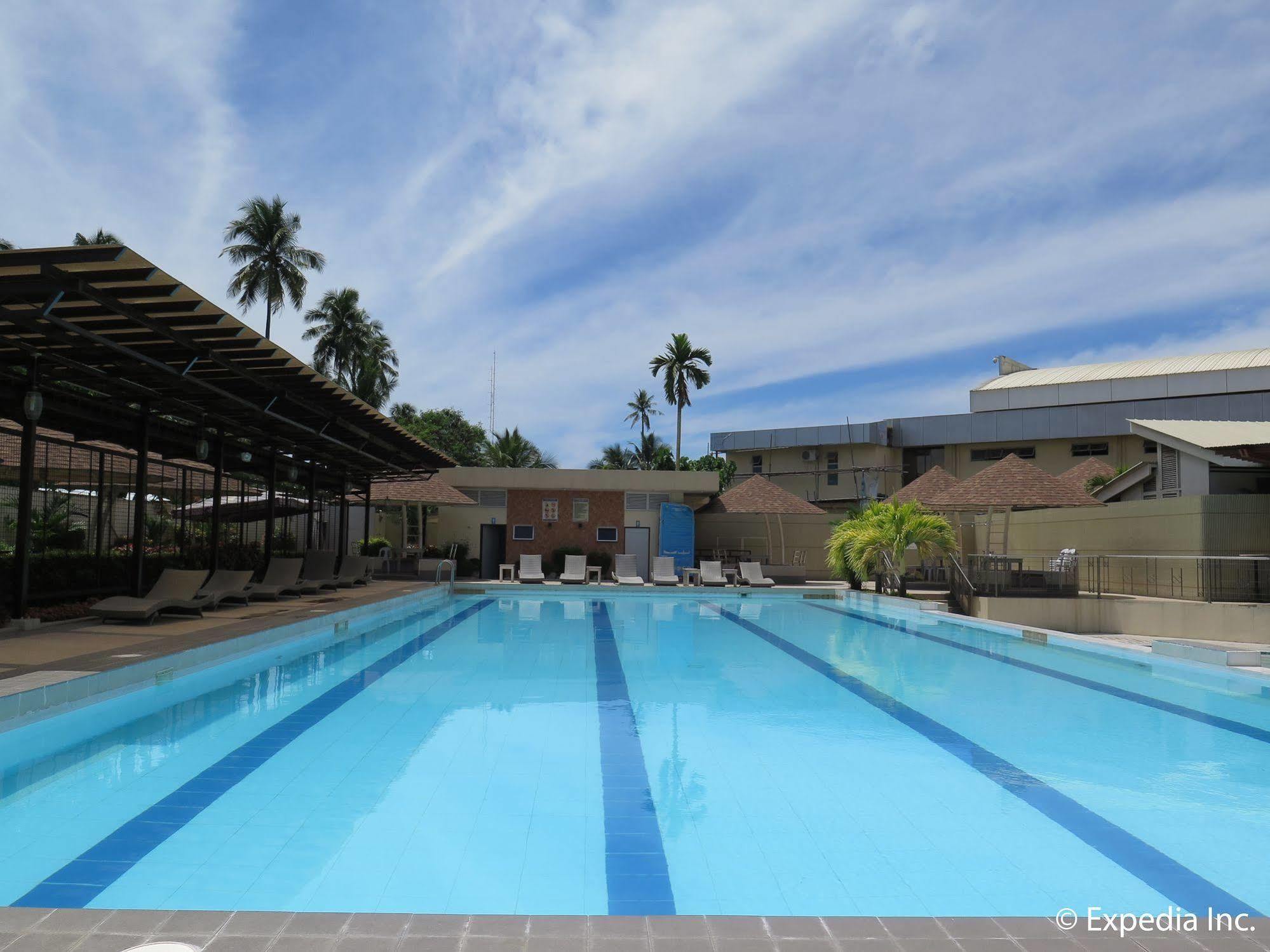 Big 8 Corporate Hotel Tagum Εξωτερικό φωτογραφία