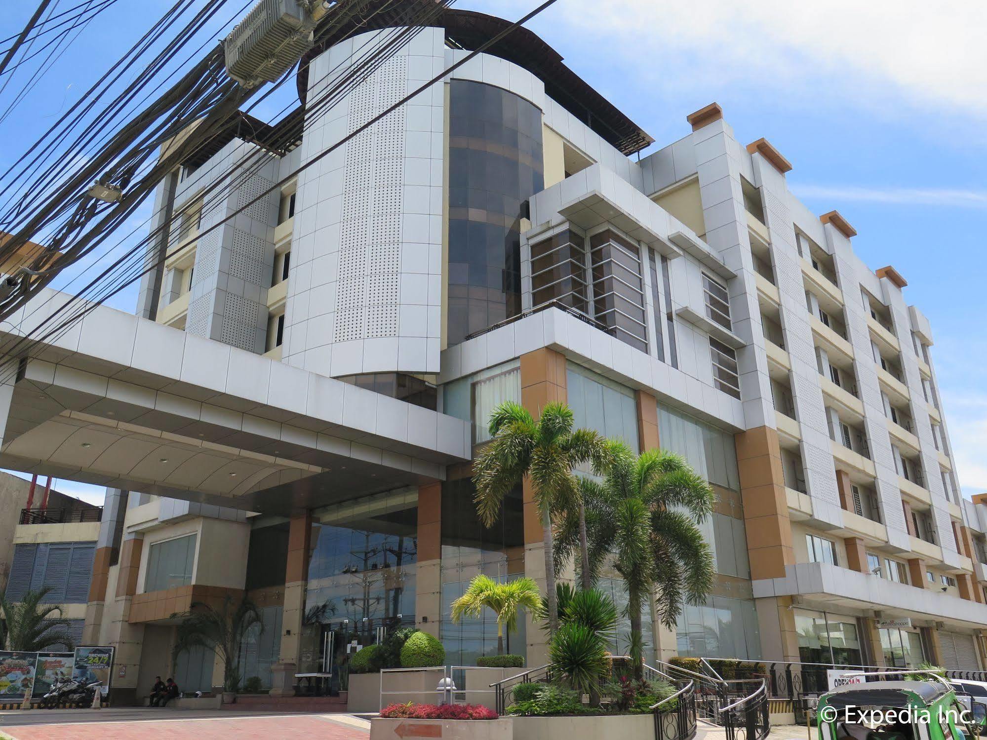 Big 8 Corporate Hotel Tagum Εξωτερικό φωτογραφία